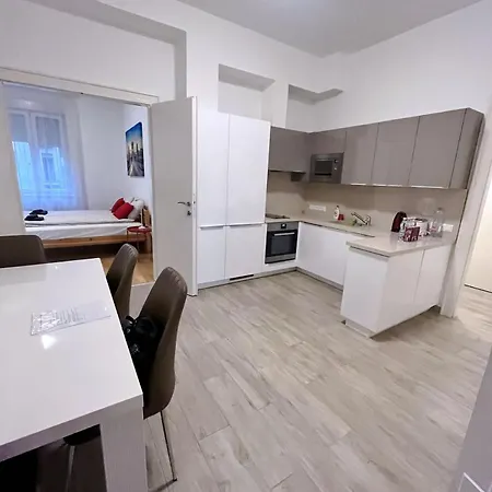 Apartment Boutique Family In The Heart Of City *